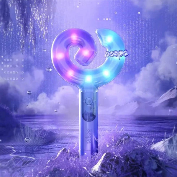 【新バージョン】　aespa OFFICIAL FANLIGHT ver. 2 AESPA - OFFICIAL FANLIGHT VER.2