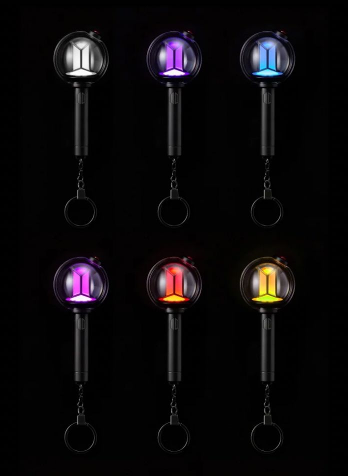 BTS - OFFICIAL LIGHT STICK VER.4 KEYRING