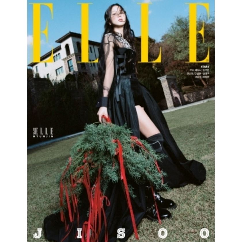 JISOO (BLACKPINK) - ELLE (2024.12.) + HYUNJIN (SKZ) - SUPER ELLE BOOK Nolae