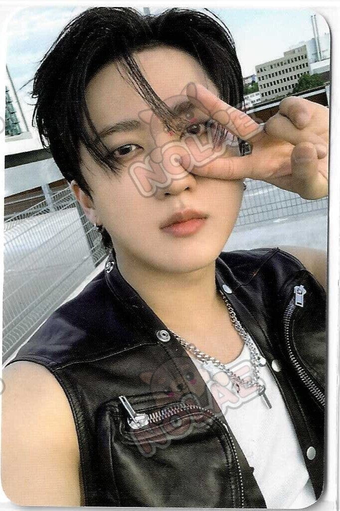 STRAY KIDS - KARMA - POP UP MD 1ST WEEK PHOTOCARD Nolae