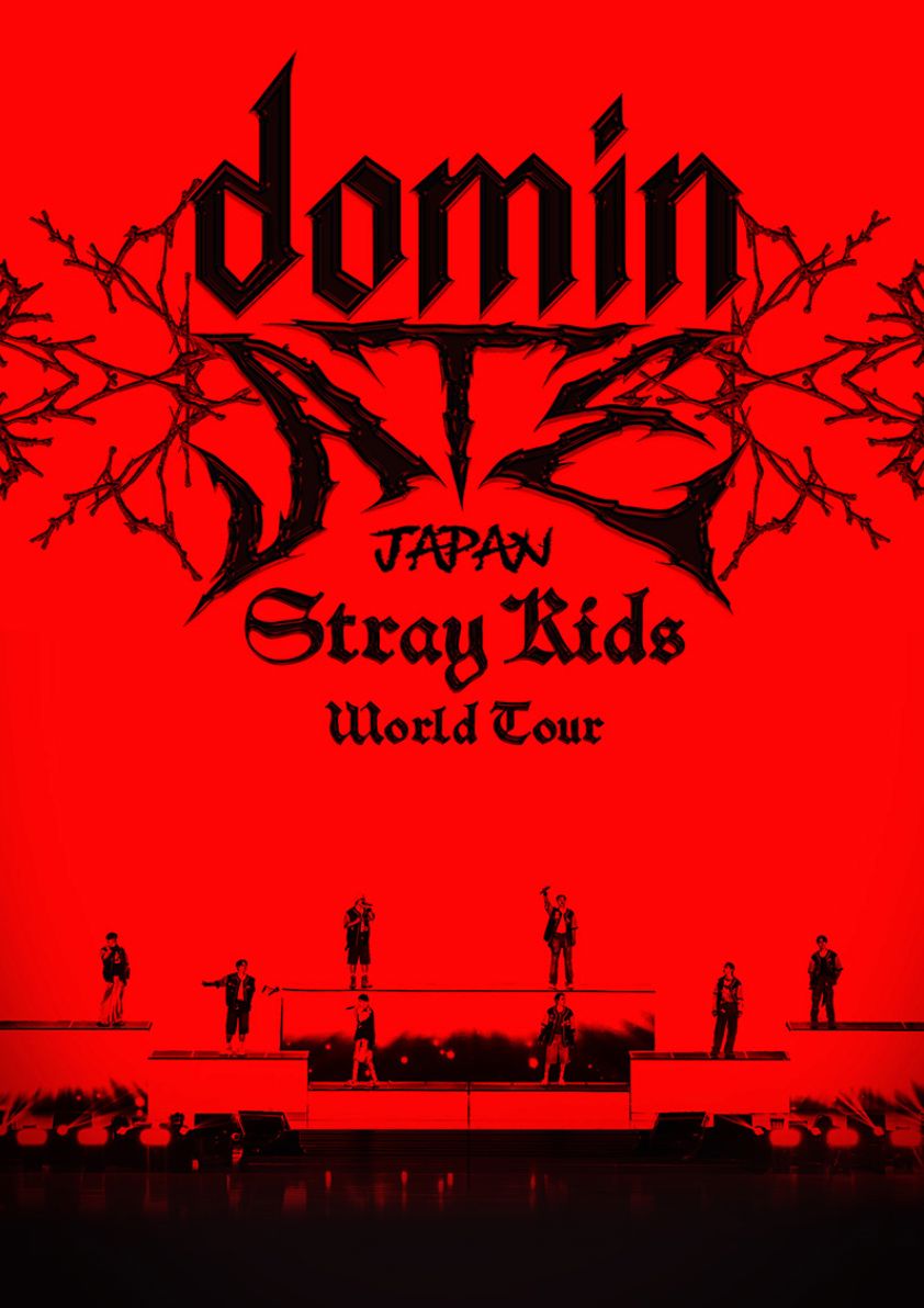 STRAY KIDS - WORLD TOUR 'DOMINATE JAPAN' (BLU-RAY) + Tower Records Gift Nolae