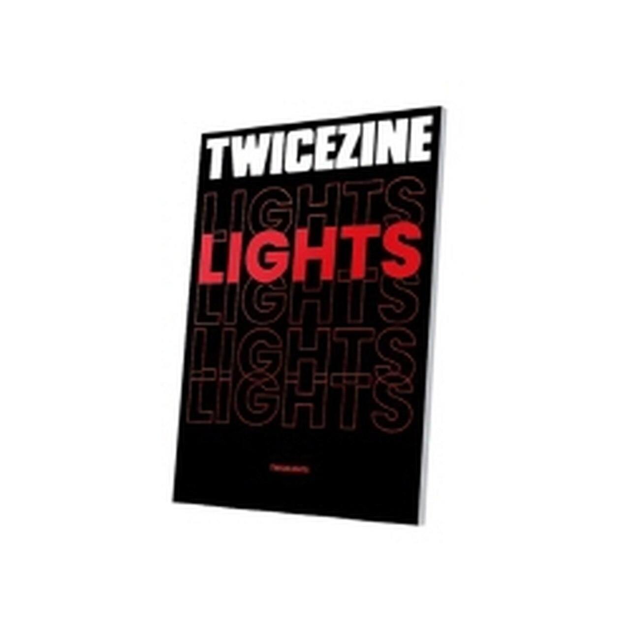 TWICE - TWICEZINE [TWICELIGHTS] A / B Ver.